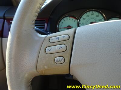 2004 Toyota Camry Solara SLE V6 - Photo 20 - Cincinnati, OH 45255