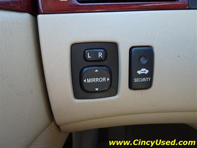 2004 Toyota Camry Solara SLE V6 - Photo 25 - Cincinnati, OH 45255