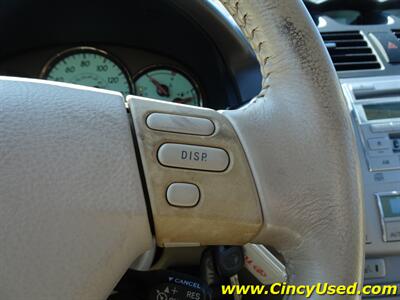 2004 Toyota Camry Solara SLE V6 - Photo 21 - Cincinnati, OH 45255