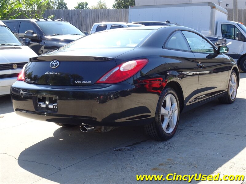 2004 Toyota Camry Solara SLE V6 - Photo 6 - Cincinnati, OH 45255