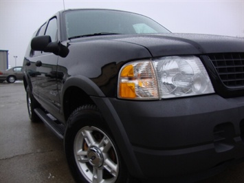 2004 Ford Explorer XLS   - Photo 11 - Cincinnati, OH 45255