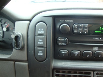 2004 Ford Explorer XLS   - Photo 16 - Cincinnati, OH 45255