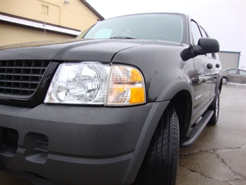 2004 Ford Explorer XLS   - Photo 12 - Cincinnati, OH 45255