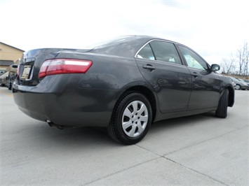 2007 Toyota Camry XLE   - Photo 13 - Cincinnati, OH 45255