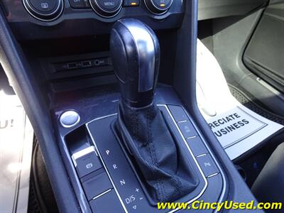 2020 Volkswagen Tiguan SE R-Line Black   - Photo 16 - Cincinnati, OH 45255