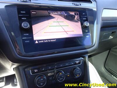 2020 Volkswagen Tiguan SE R-Line Black   - Photo 18 - Cincinnati, OH 45255