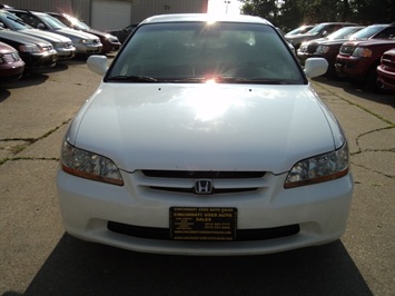 2000 Honda Accord LX   - Photo 2 - Cincinnati, OH 45255