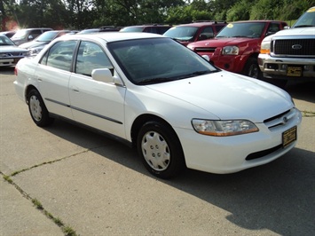 2000 Honda Accord LX   - Photo 1 - Cincinnati, OH 45255