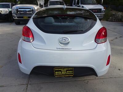 2013 Hyundai Veloster   - Photo 23 - Cincinnati, OH 45255