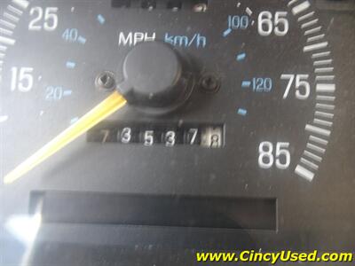 1990 Ford F-250 XL   - Photo 20 - Cincinnati, OH 45255