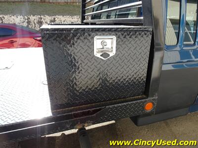 1990 Ford F-250 XL   - Photo 10 - Cincinnati, OH 45255