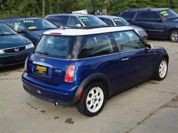 2002 MINI Cooper   - Photo 5 - Cincinnati, OH 45255