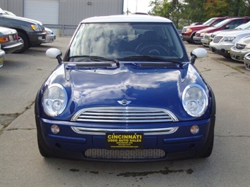 2002 MINI Cooper   - Photo 2 - Cincinnati, OH 45255