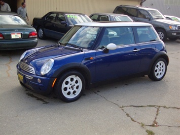 2002 MINI Cooper   - Photo 3 - Cincinnati, OH 45255