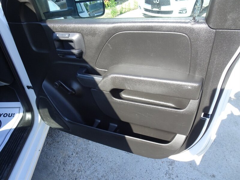 2017 Chevrolet Silverado 1500 LS 5.3L V8 RWD - Photo 33 - Cincinnati, OH 45255