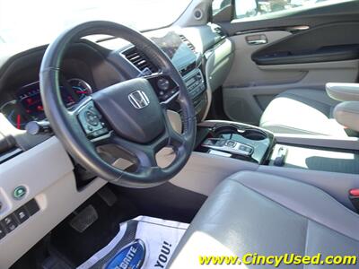 2019 Honda Pilot Elite   - Photo 12 - Cincinnati, OH 45255