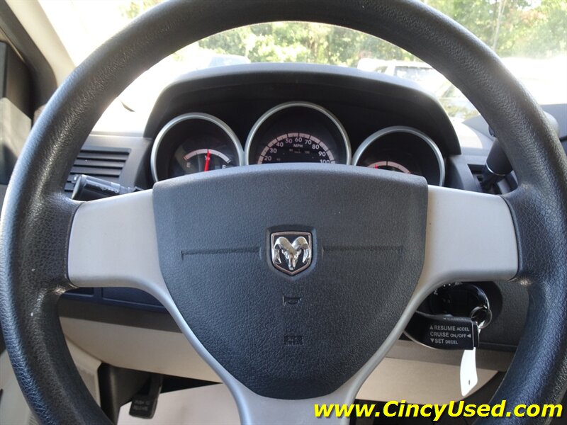 2009 Dodge Grand Caravan SE Wheelchair/Handicap Accessible 3.3L V6 FWD - Photo 23 - Cincinnati, OH 45255