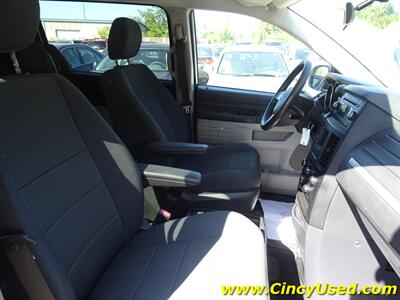2009 Dodge Grand Caravan SE Wheelchair/Handicap Accessible 3.3L V6 FWD - Photo 20 - Cincinnati, OH 45255
