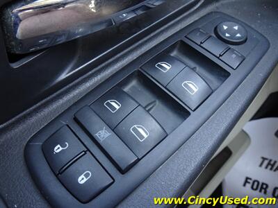 2009 Dodge Grand Caravan SE Wheelchair/Handicap Accessible 3.3L V6 FWD - Photo 26 - Cincinnati, OH 45255