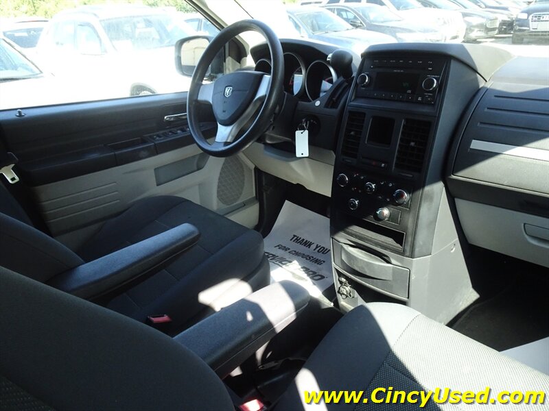 2009 Dodge Grand Caravan SE Wheelchair/Handicap Accessible 3.3L V6 FWD - Photo 19 - Cincinnati, OH 45255