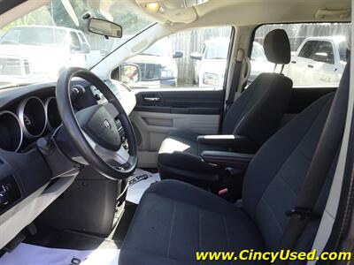2009 Dodge Grand Caravan SE Wheelchair/Handicap Accessible 3.3L V6 FWD - Photo 16 - Cincinnati, OH 45255