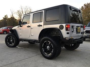 2008 Jeep Wrangler Unlimited X   - Photo 12 - Cincinnati, OH 45255