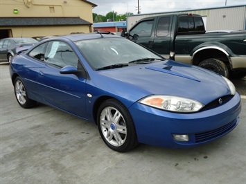 2002 Mercury Cougar   - Photo 1 - Cincinnati, OH 45255