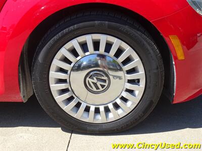 2013 Volkswagen Beetle-Classic 2.5L PZEV - Photo 27 - Cincinnati, OH 45255
