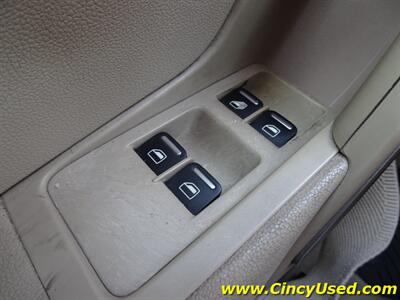 2013 Volkswagen Beetle-Classic 2.5L PZEV - Photo 20 - Cincinnati, OH 45255