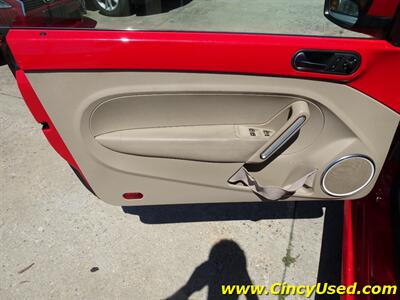 2013 Volkswagen Beetle-Classic 2.5L PZEV - Photo 24 - Cincinnati, OH 45255