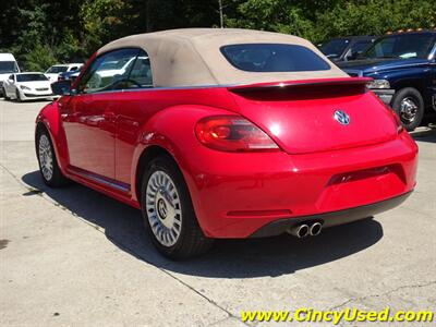 2013 Volkswagen Beetle-Classic 2.5L PZEV - Photo 8 - Cincinnati, OH 45255
