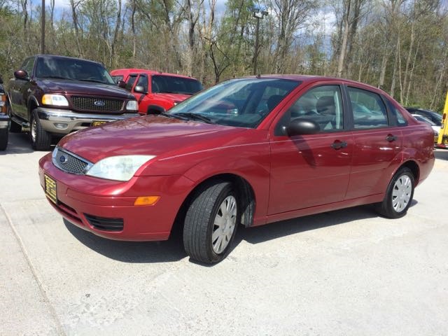 2005 Ford Focus ZX4 SE   - Photo 11 - Cincinnati, OH 45255