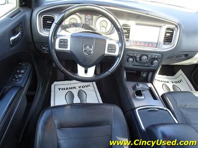 2012 Dodge Charger SXT Plus   - Photo 10 - Cincinnati, OH 45255