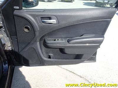 2012 Dodge Charger SXT Plus   - Photo 28 - Cincinnati, OH 45255