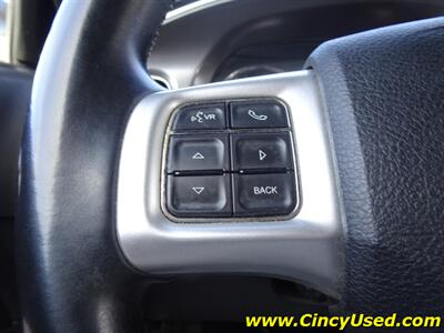 2012 Dodge Charger SXT Plus   - Photo 21 - Cincinnati, OH 45255