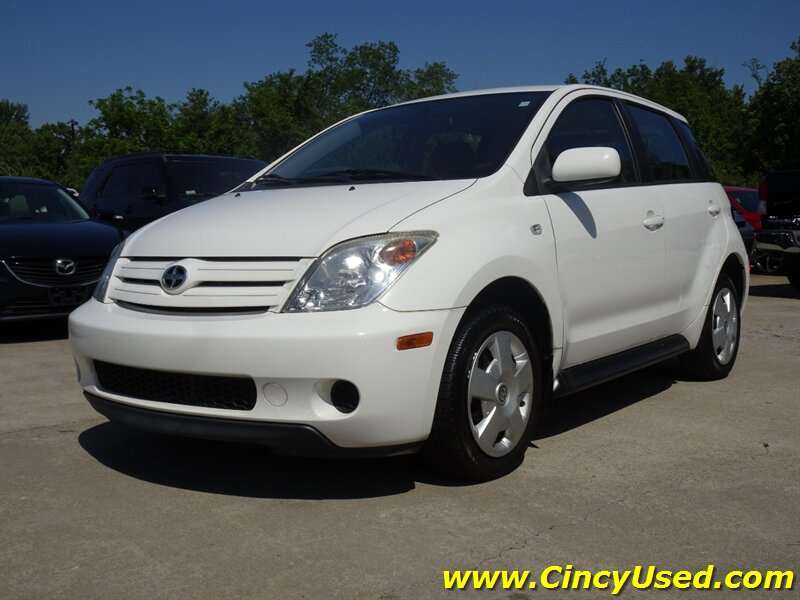 2005 Scion xA - Photo 3 - Cincinnati, OH 45255