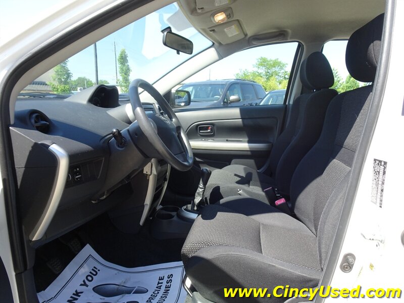 2005 Scion xA - Photo 11 - Cincinnati, OH 45255