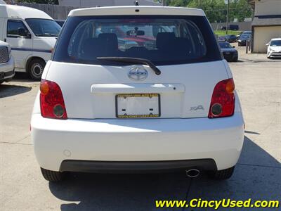 2005 Scion xA - Photo 8 - Cincinnati, OH 45255