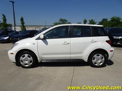 2005 Scion xA - Photo 6 - Cincinnati, OH 45255
