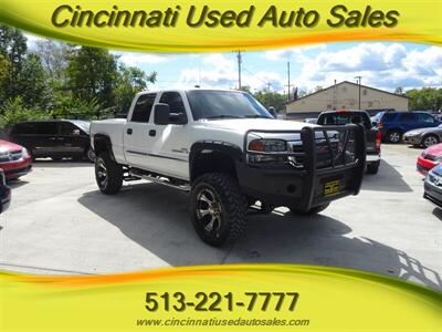 2005 GMC Sierra 2500HD SLE   - Photo 1 - Cincinnati, OH 45255