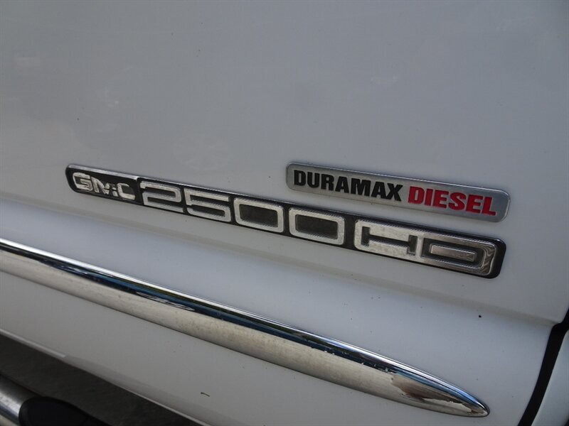 2005 GMC Sierra 2500HD SLE   - Photo 27 - Cincinnati, OH 45255