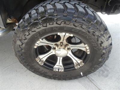 2005 GMC Sierra 2500HD SLE   - Photo 31 - Cincinnati, OH 45255