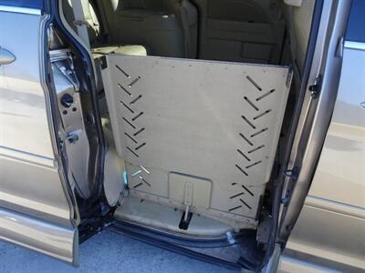 2008 Honda Odyssey EX-L  MobilityWorks Handicap Accessible - Photo 25 - Cincinnati, OH 45255