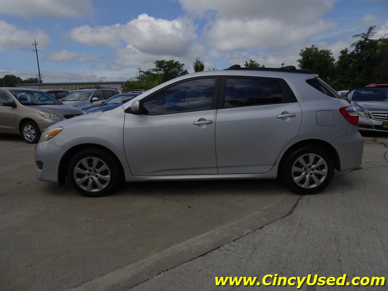 2009 Toyota Matrix - Photo 5 - Cincinnati, OH 45255