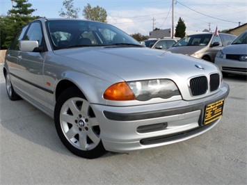 2000 BMW 323i   - Photo 10 - Cincinnati, OH 45255