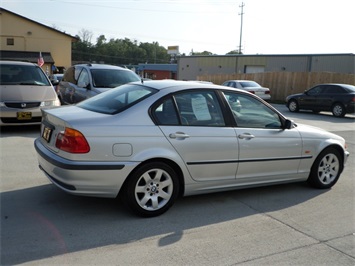 2000 BMW 323i   - Photo 6 - Cincinnati, OH 45255