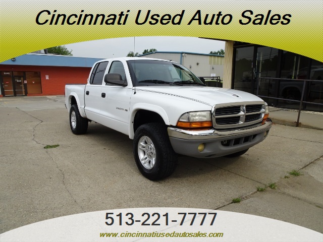 2001 Dodge Dakota SLT - Photo 1 - Cincinnati, OH 45255