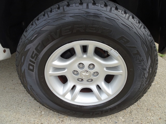 2001 Dodge Dakota SLT - Photo 26 - Cincinnati, OH 45255
