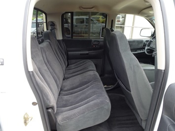 2001 Dodge Dakota SLT   - Photo 12 - Cincinnati, OH 45255