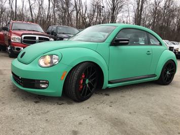 2012 Volkswagen Beetle Turbo   - Photo 11 - Cincinnati, OH 45255